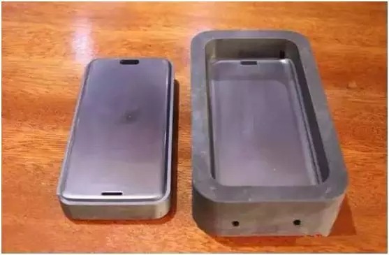 簡(jiǎn)述鋁型材擠壓石墨模具制模技術(shù)